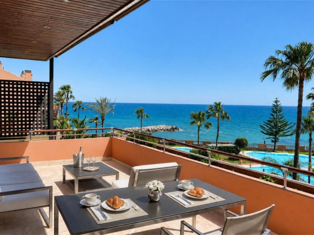 Penthouse, Puerto Banús