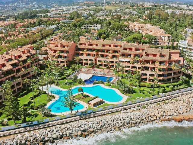 Penthouse avec 3 Chambres  à Puerto Banús
