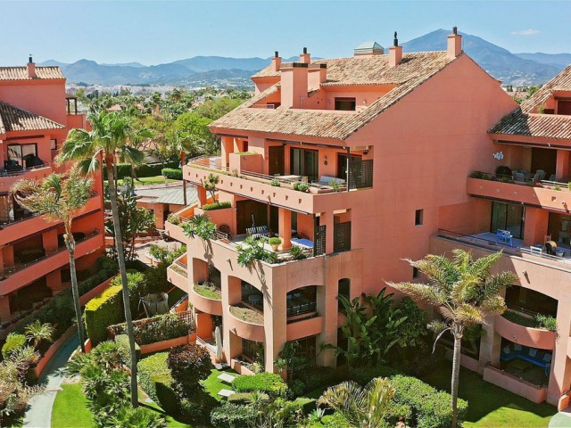 Penthouse avec 3 Chambres  à Puerto Banús