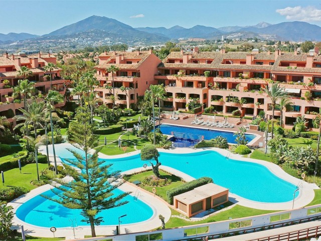 Penthouse avec 3 Chambres  à Puerto Banús