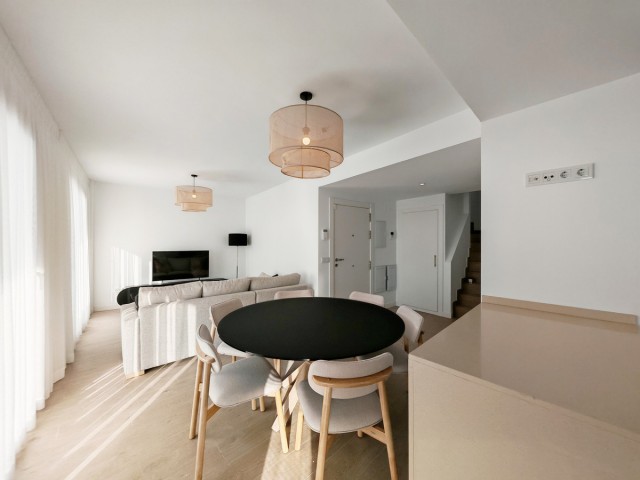 Appartement avec 4 Chambres  à Estepona