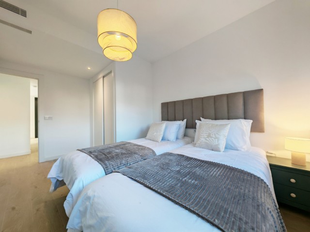 Appartement avec 4 Chambres  à Estepona
