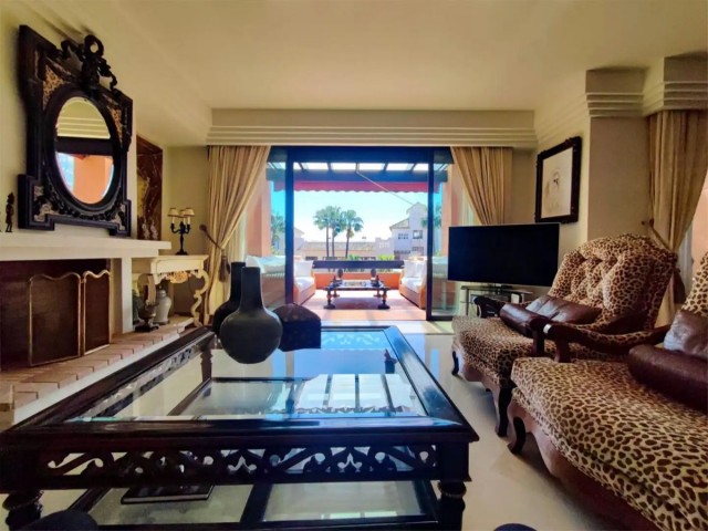 Appartement avec 2 Chambres  à Nueva Andalucía