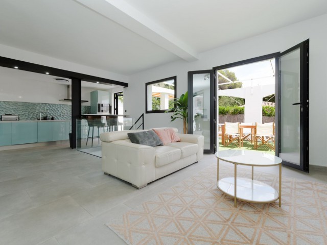 3 Bedrooms Villa in Benalmadena