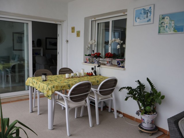 2 Bedrooms Apartment in Calahonda