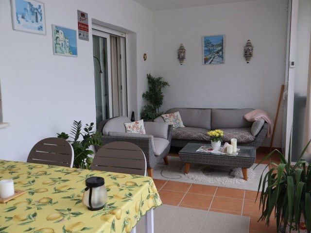 2 Bedrooms Apartment in Calahonda