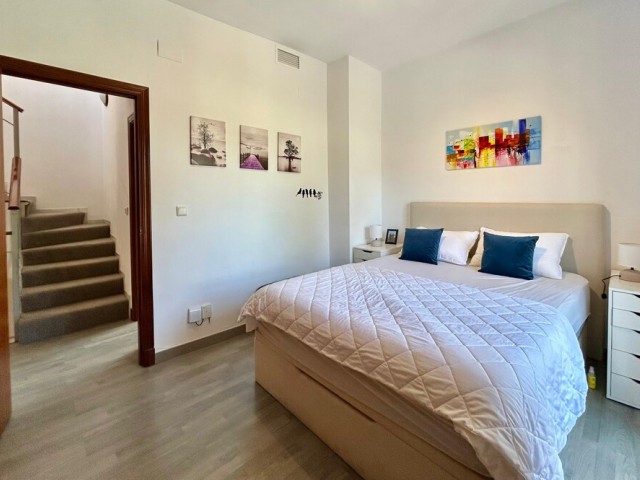 4 Makuuhuoneen Huvila Estepona