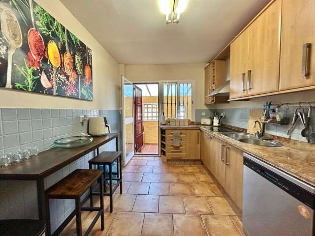 4 Bedrooms Villa in Estepona