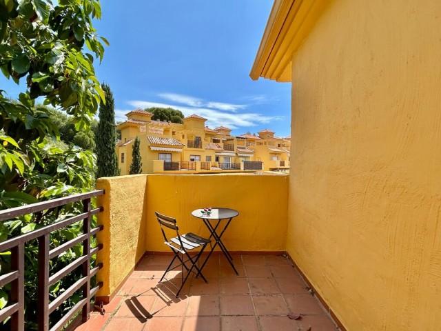 4 Bedrooms Villa in Estepona