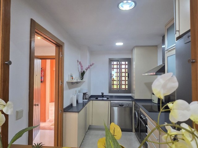 Penthouse, New Golden Mile, R5378746