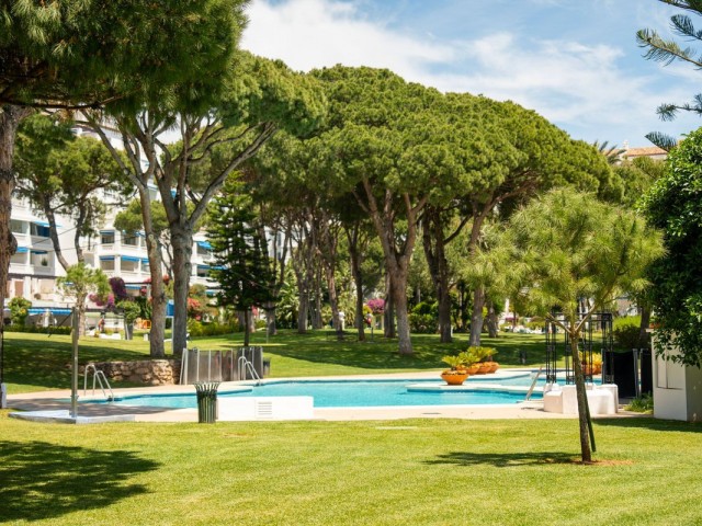 4 Schlafzimmer Apartment in Puerto Banús