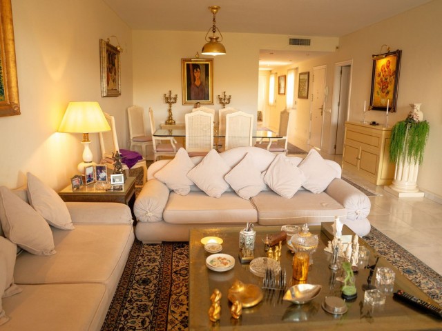 4 Schlafzimmer Apartment in Puerto Banús