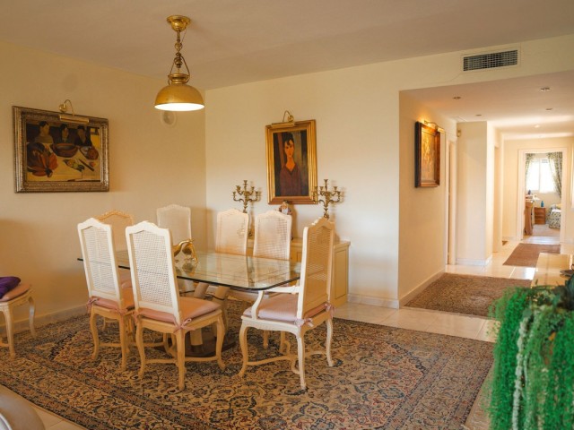 4 Schlafzimmer Apartment in Puerto Banús