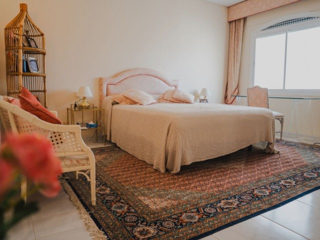 4 Schlafzimmer Apartment in Puerto Banús