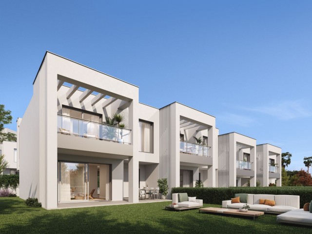 Maison mitoyenne avec 3 Chambres  à Elviria