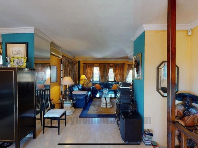 3 Bedrooms Villa in Marbella