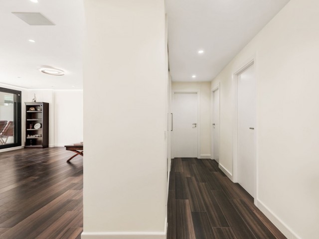 Appartement avec 3 Chambres  à Estepona
