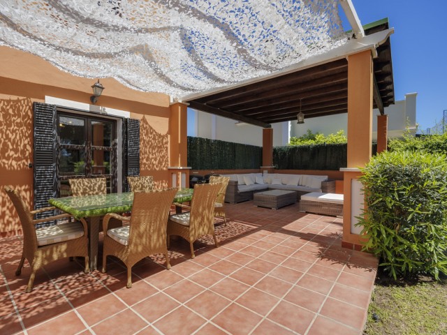 5 Bedrooms Villa in Guadalmina Alta