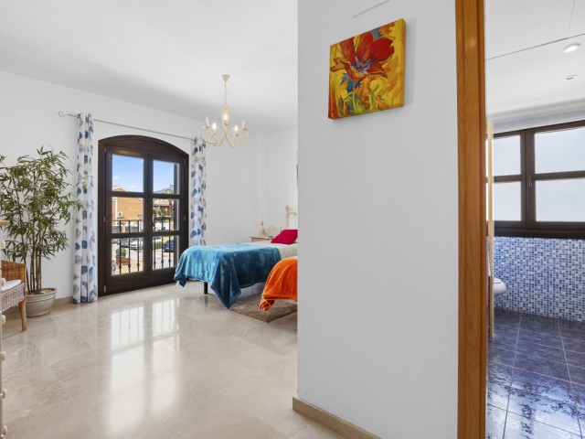5 Bedrooms Villa in Guadalmina Alta