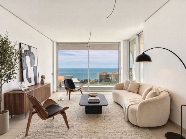 2 Bedrooms Apartment in Fuengirola