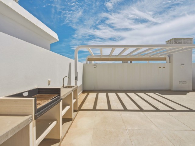 2 Bedrooms Apartment in Fuengirola