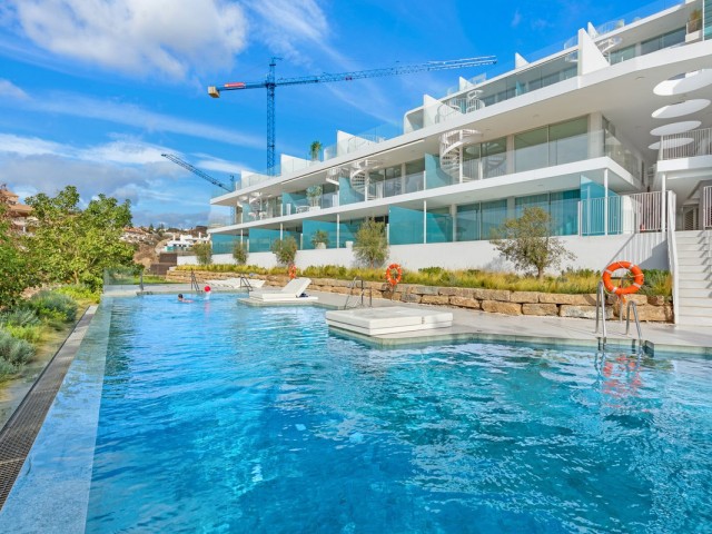 2 Bedrooms Apartment in Fuengirola
