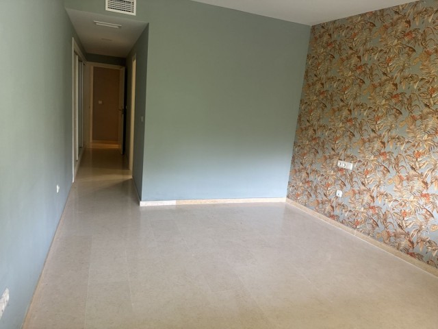 2 Schlafzimmer Apartment in Elviria
