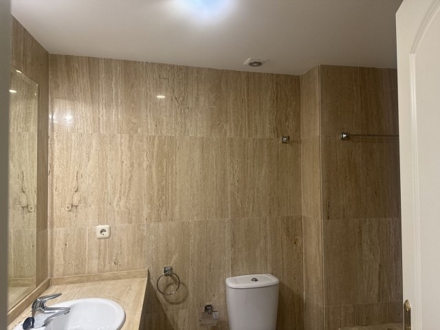 2 Schlafzimmer Apartment in Elviria