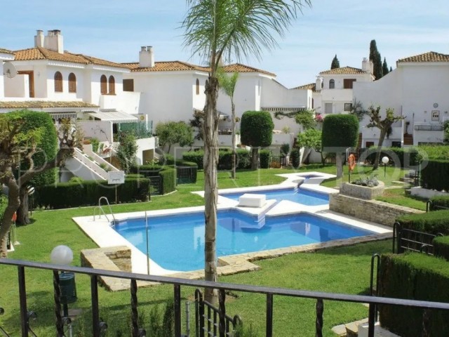 3 Bedrooms Townhouse in New Golden Mile