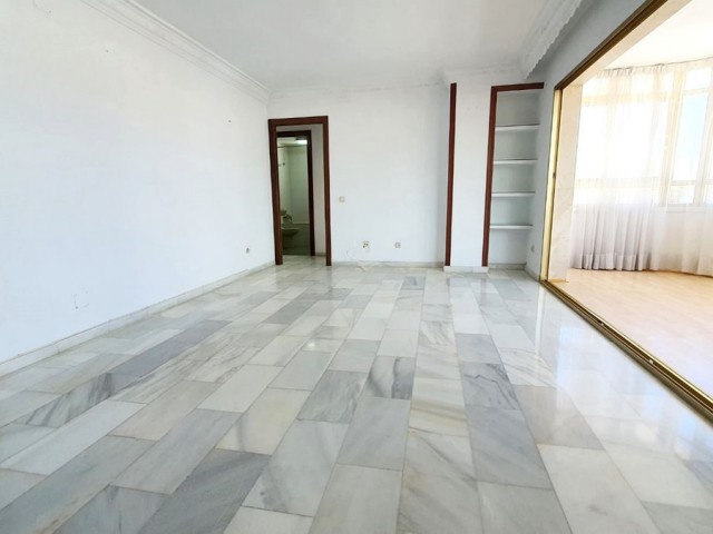 3 Bedrooms Apartment in Fuengirola
