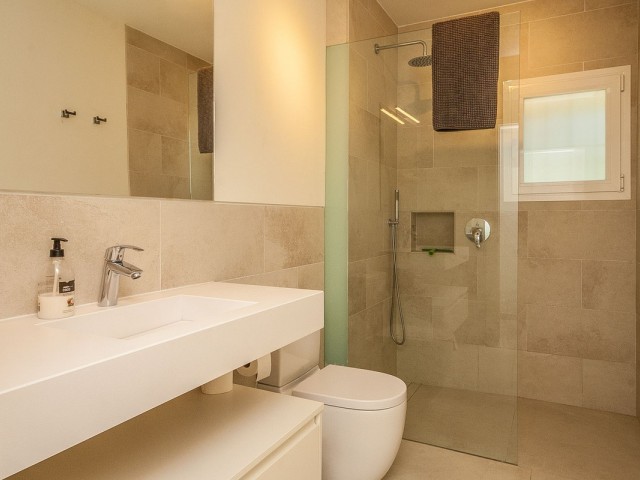 5 Sovrums Villa i Elviria