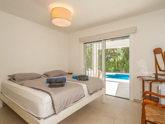 5 Sovrums Villa i Elviria