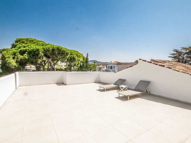 5 Sovrums Villa i Elviria