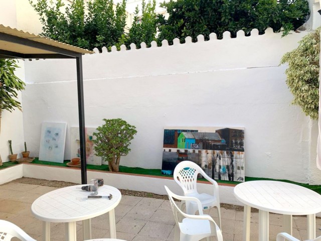 Comercial con 0 Dormitorios  en Fuengirola