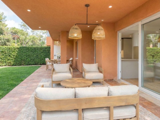 Apartment, Las Chapas, R5382007