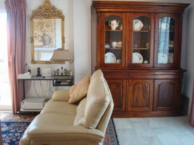 Maison mitoyenne avec 3 Chambres  à Mijas