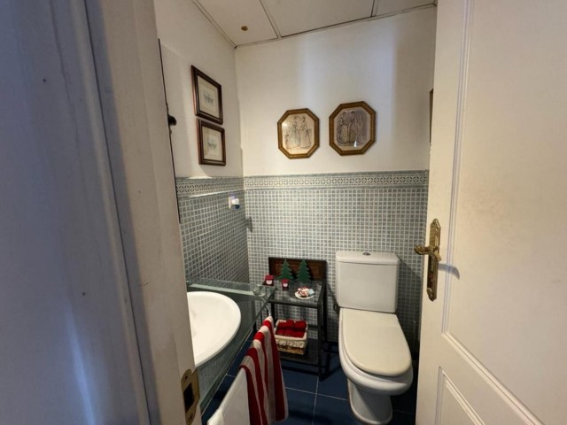 4 Slaapkamer Rijtjeshuis in Nueva Andalucía