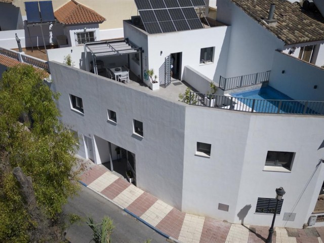 3 Bedrooms Townhouse in San Pedro de Alcántara