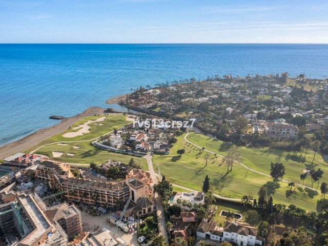 2 Bedrooms Townhouse in Guadalmina Baja