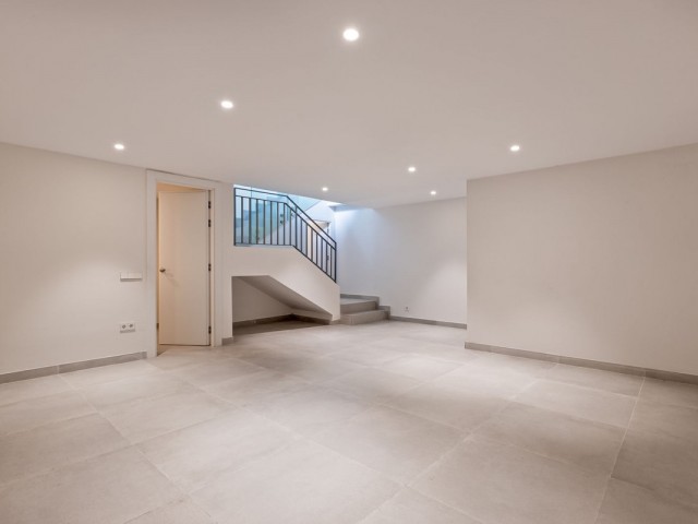 4 Bedrooms Villa in San Pedro de Alcántara