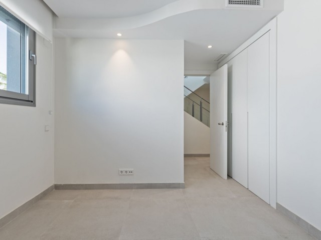 4 Bedrooms Villa in San Pedro de Alcántara