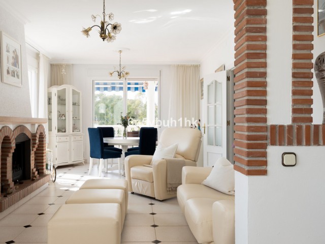 4 Bedrooms Villa in Marbella