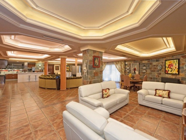 7 Schlafzimmer Villa in Mijas