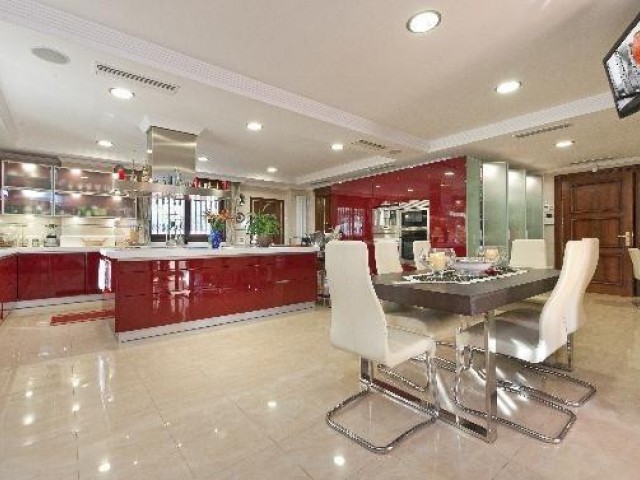7 Schlafzimmer Villa in Mijas