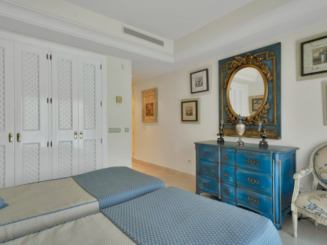 Penthouse avec 2 Chambres  à Puerto Banús
