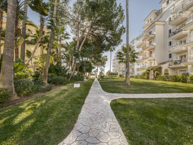 3 Makuuhuoneen Huoneisto Puerto Banús