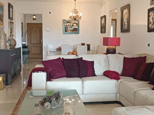 Appartement avec 2 Chambres  à Elviria