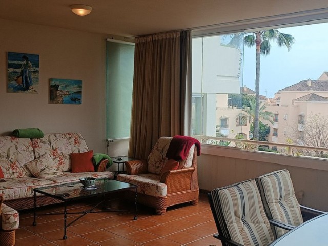Appartement avec 2 Chambres  à Elviria