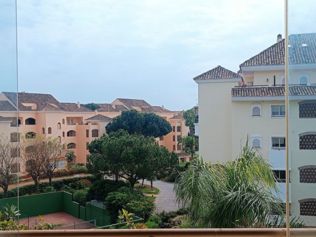 Appartement avec 2 Chambres  à Elviria