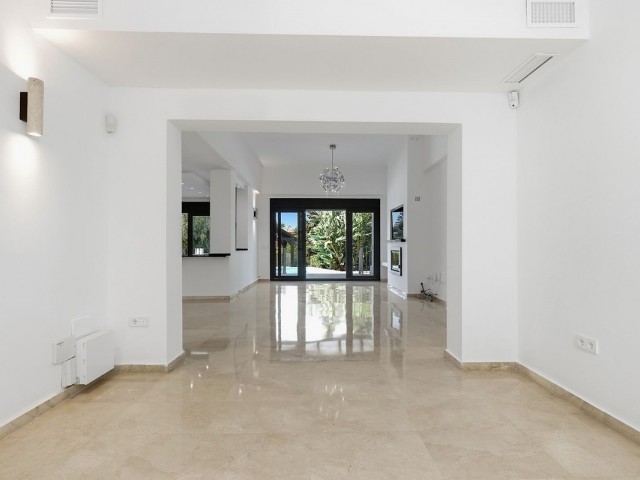 5 Bedrooms Villa in El Rosario